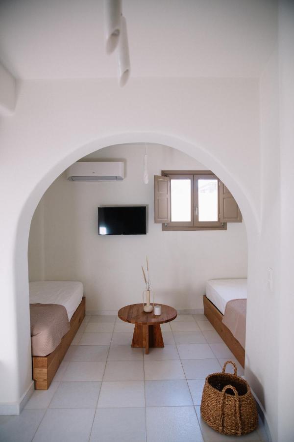 Ammothines Cycladic Suites Agios Arsenios Exteriör bild